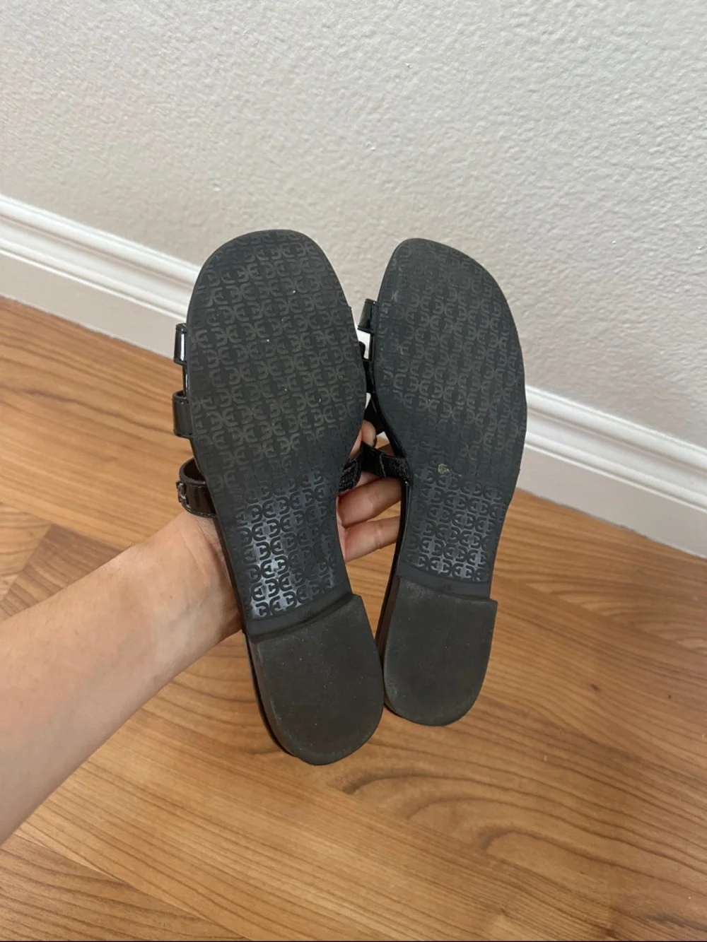 Sam Edelman Bay Cutout Slide Sanda 6.5 - Picture 5 of 7